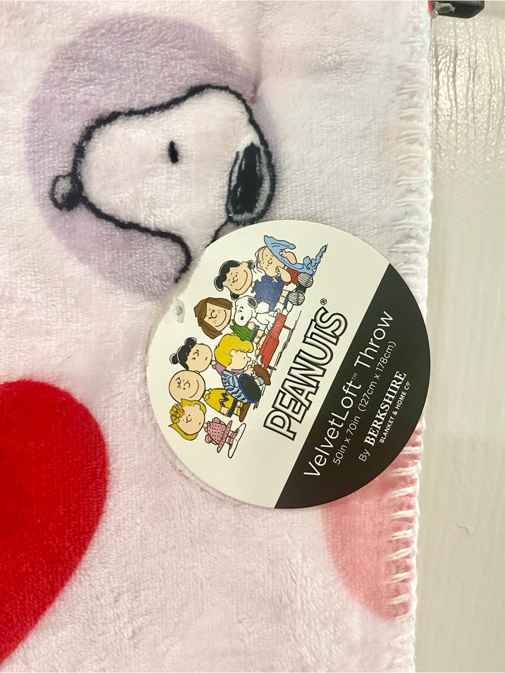 NWT PEANUTS Pink Red Heart Snoopy  Plush Soft VelvetLoft Throw Blanket Valentine